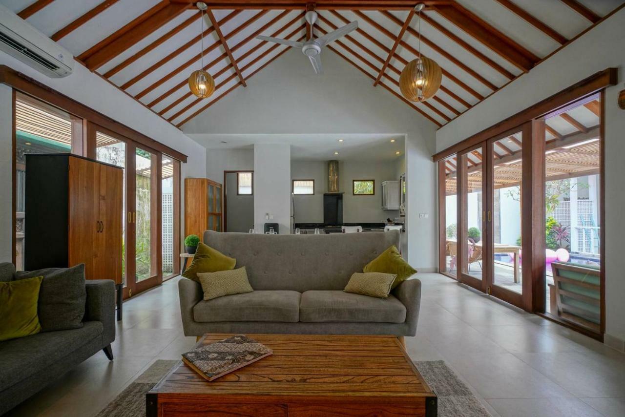 Villa Su'Kha Umalas Canggu Екстериор снимка